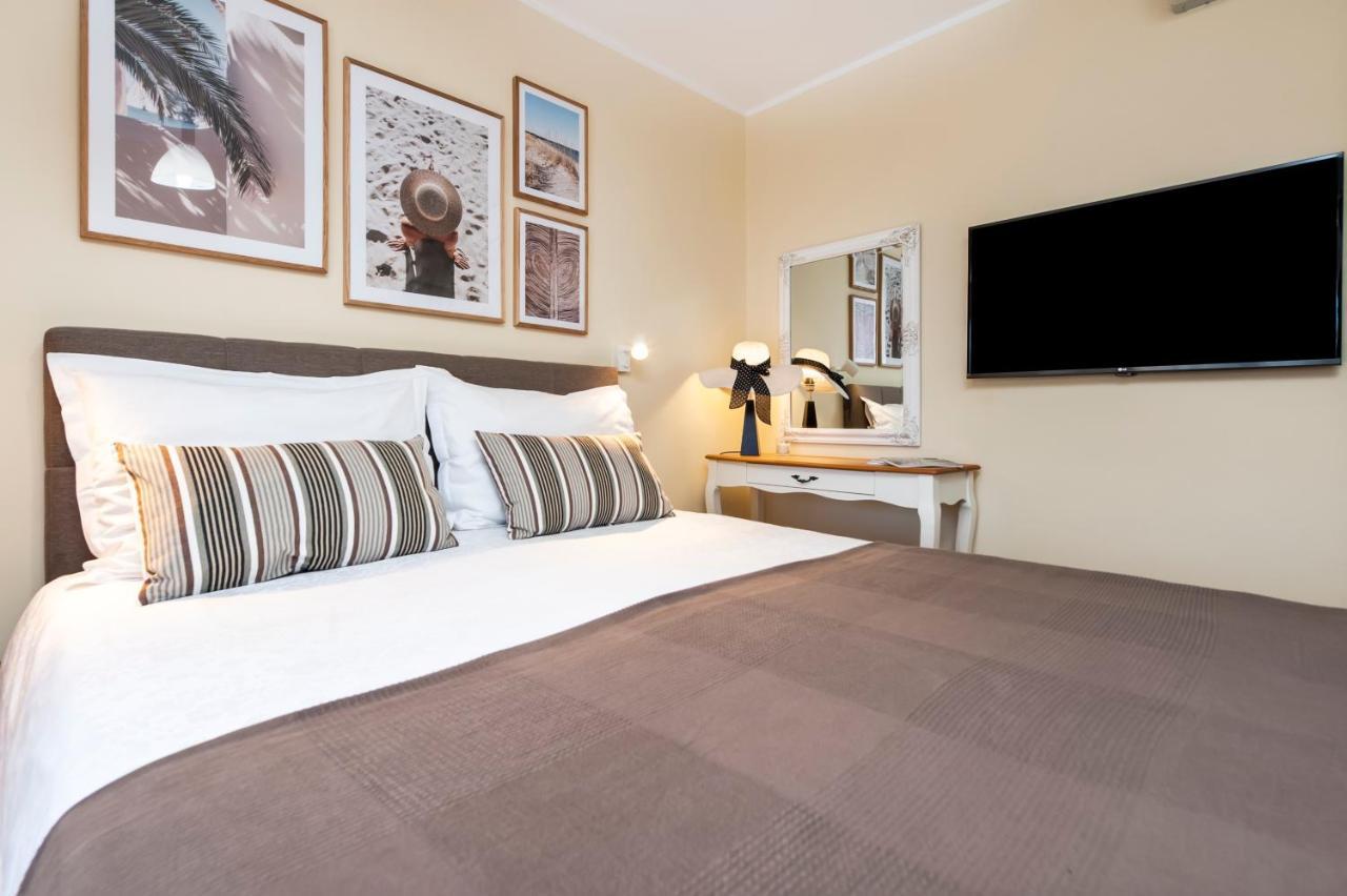 Apartments Villa Istria Rovinj Buitenkant foto